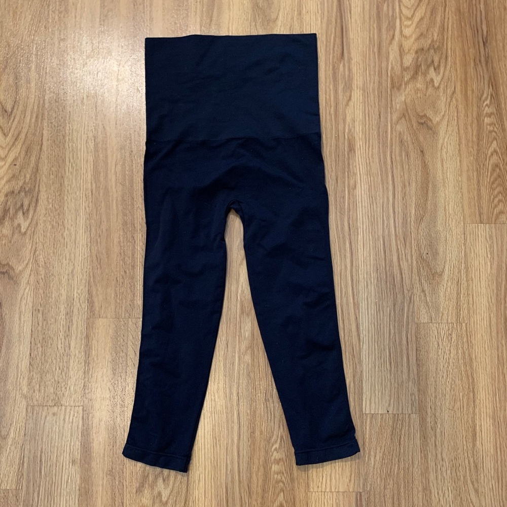 Belly Bandit Mother Tucker Postpartum Cropped Compression Leggings